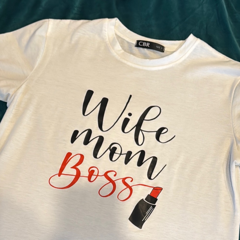 White 'Wife Mom Boss' Graphic T-Shirt